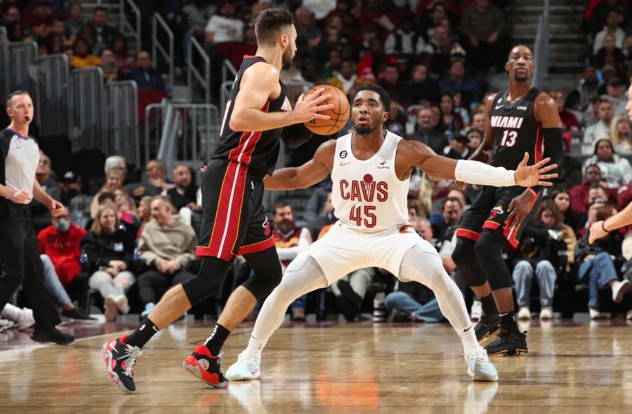 球队三分出 球队三分出